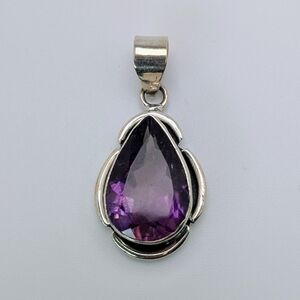 High Quality Amethyst S925 Sterling Silver Gemstone Pendant